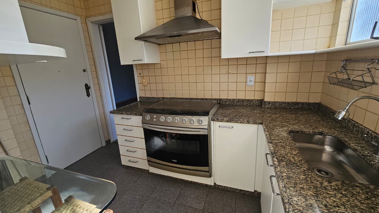APARTAMENTO A VENDA NO BAIRRO SANTO ANTONIO 3 QUARTOS 1 SUITE 3 VAGAS. — foto 5
