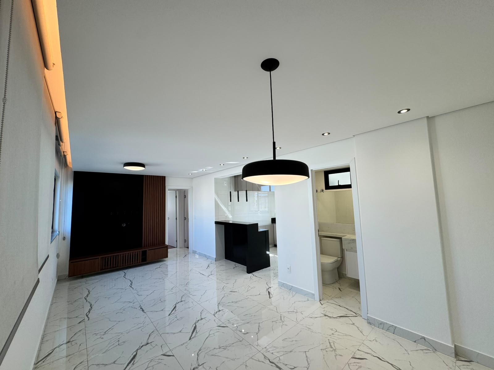 APARTAMENTO PARA LOCAÇÃO NO BAIRRO SÃO PEDRO 2 QUARTOS 2 SUÍTES 2 VAGAS