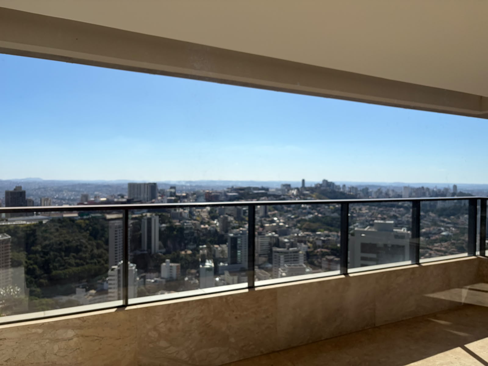 APARTAMENTO A VENDA NO BAIRRO SANTA LÚCIA 4 QUARTOS 3 SUÍTES 4 VAGAS COM LAZER — foto 3