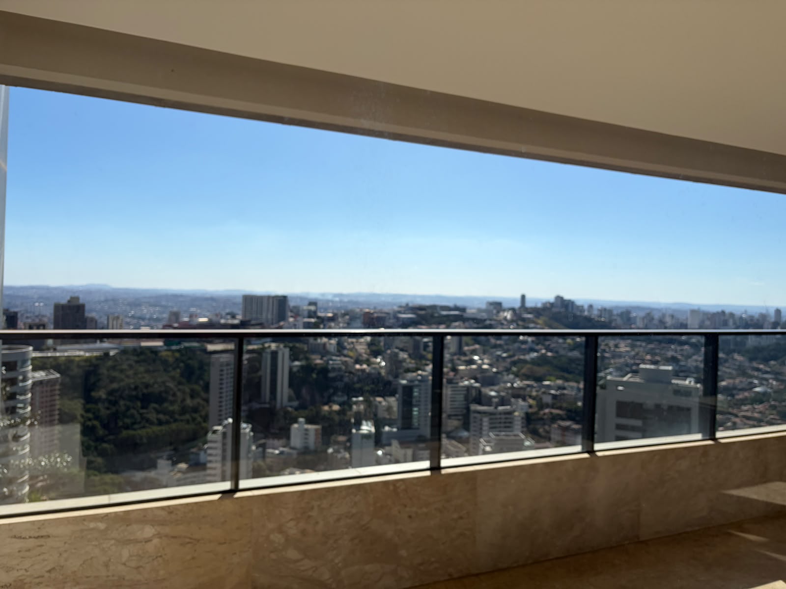 APARTAMENTO A VENDA NO BAIRRO SANTA LÚCIA 4 QUARTOS 3 SUÍTES 4 VAGAS COM LAZER — foto 4