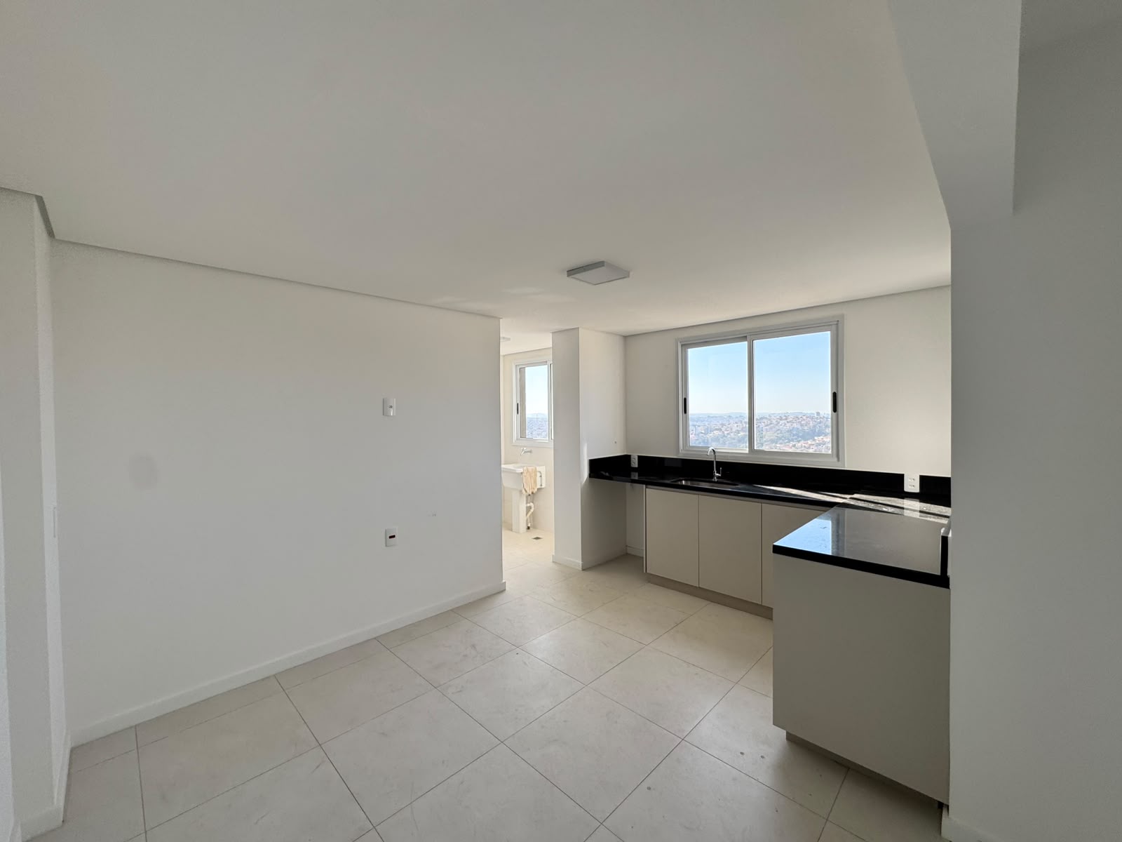 APARTAMENTO PARA LOCAÇÃO NO BAIRRO BURITIS 3 QUARTOS 1 SUÍTE 3 VAGAS COM LAZER — foto 4