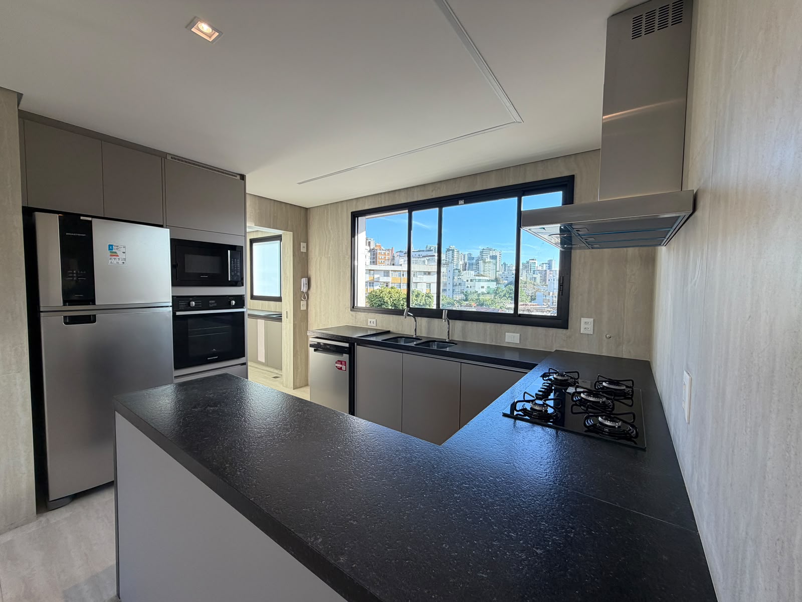 APARTAMENTO A VENDA NO BAIRRO SION 4 QUARTOS 2 SUÍTES 2 SEMI 2 VAGAS — foto 3