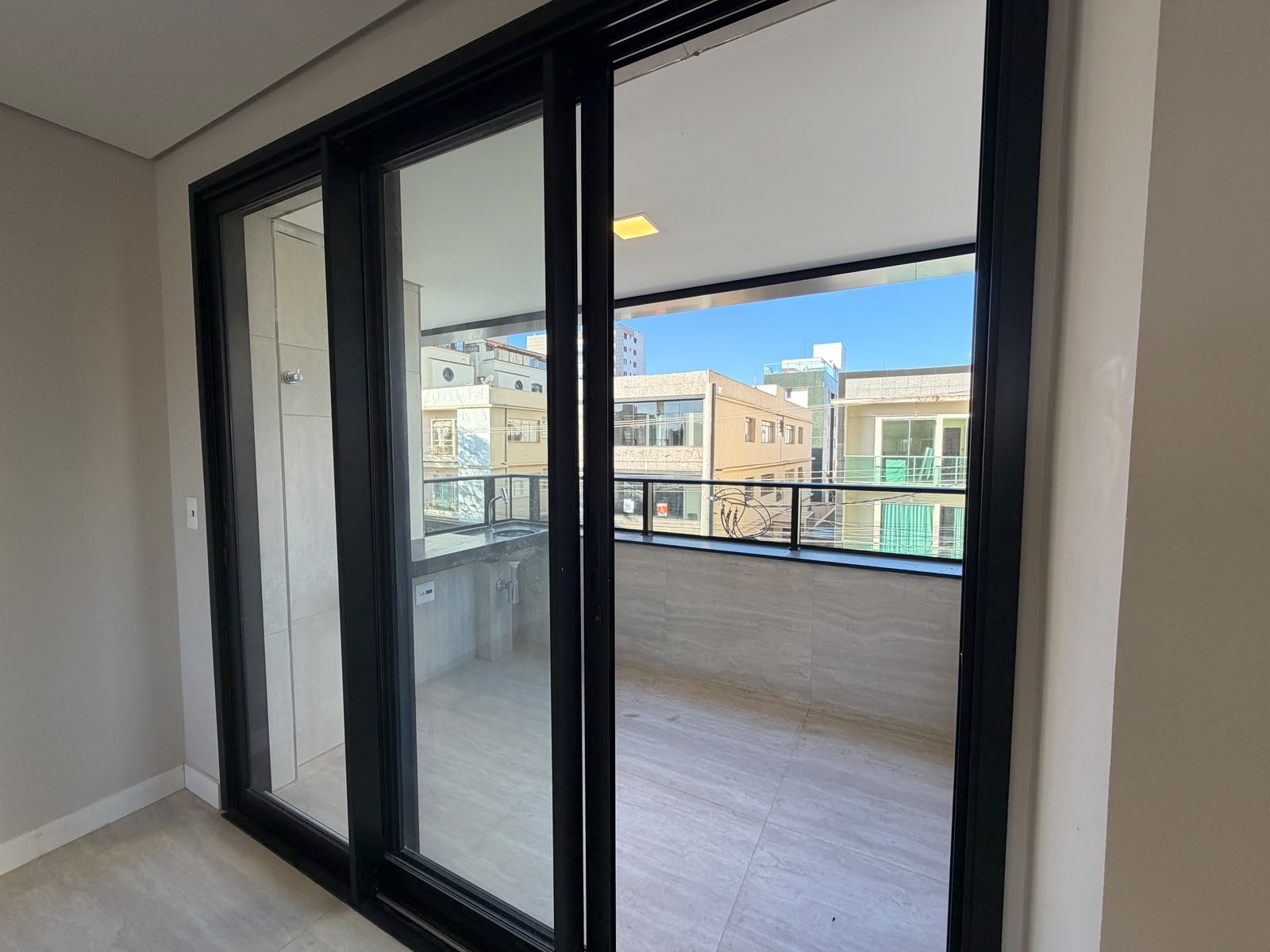 APARTAMENTO A VENDA NO BAIRRO SION 4 QUARTOS 2 SUÍTES 2 SEMI 2 VAGAS — foto 4