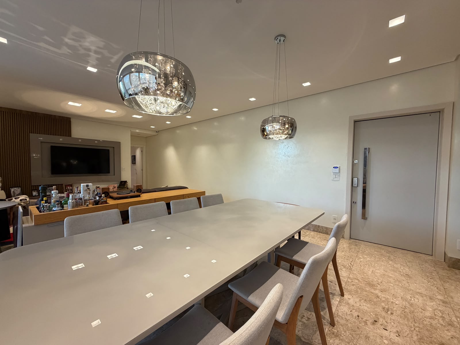 APARTAMENTO EXCLUSIVO PARA VENDA NO BAIRRO SANTA LÚCIA 4 QUARTOS 3 SUÍTES 4 VAGAS — foto 2