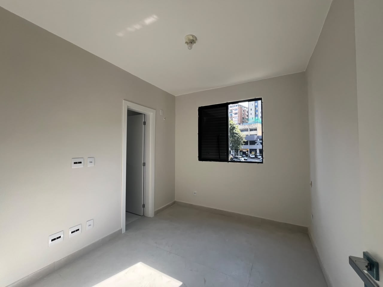COBERTURA A VENDA NO BAIRRO SION 2 QUARTOS 2 SUÍTES 1 VAGA — foto 3