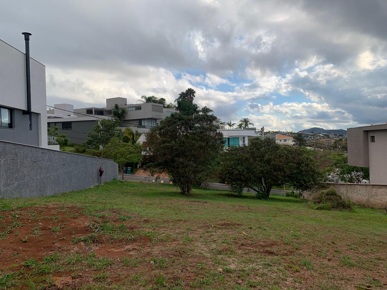 LOTE A VENDA ALPLAVILLE LAGOA DOS INGLESES EM NOVA LIMA COM 816 METROS — foto 2