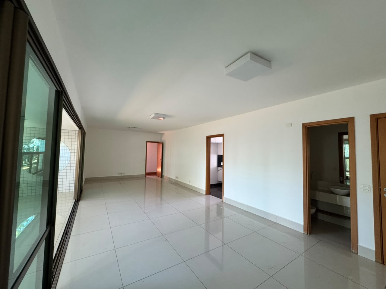 APARTAMENTO PARA LOCAÇÃO EXCLUSIVO NO BAIRRO  SÃO PEDRO 4 QUARTOS 2 SUITES 2 SEMI 3 VAGAS E LAZER COMPLETO — foto 3
