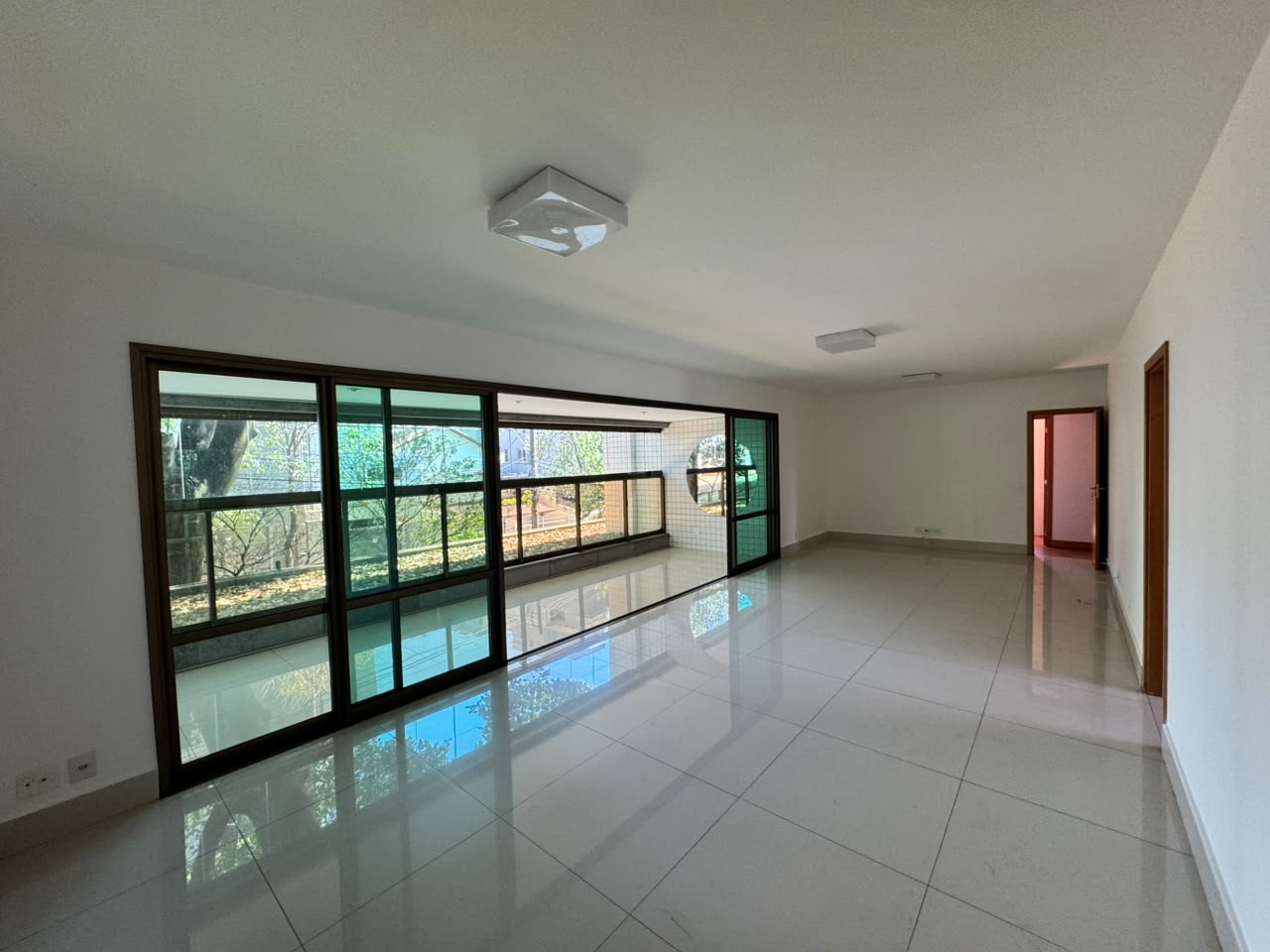 APARTAMENTO PARA LOCAÇÃO EXCLUSIVO NO BAIRRO  SÃO PEDRO 4 QUARTOS 2 SUITES 2 SEMI 3 VAGAS E LAZER COMPLETO — foto 4