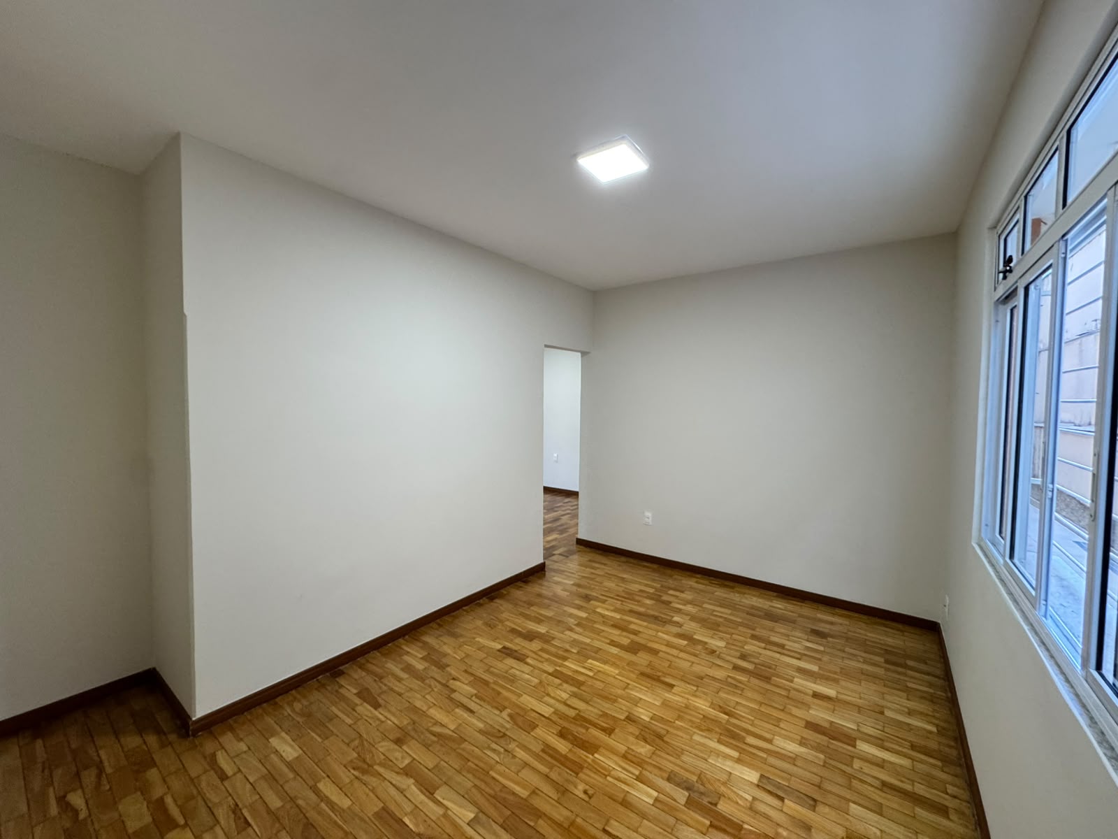 APARTAMENTO EXCLUSIVO PARA LOCAÇÃO NO BAIRRO SÃO PEDRO 3 QUARTOS 1 SUÍTE 1 VAGA