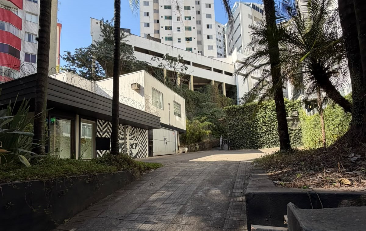 LOTE A VENDA NO BAIRRO SANTO ANTÔNIO — foto 3