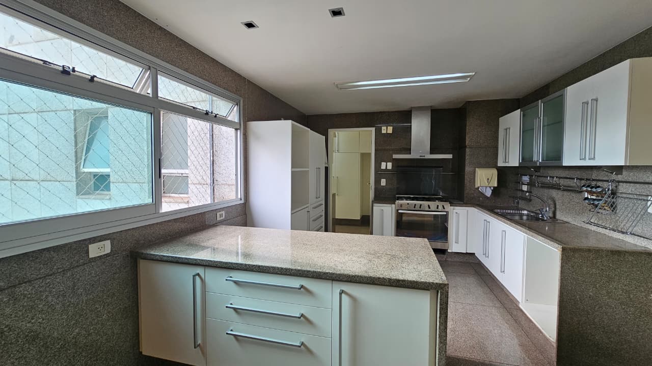 APARTAMENTO 4 QUARTOS, 2 SUÍTES E 2 SEMI-SUÍTES À VENDA NO BELVEDERE | 5 VAGAS, VISTA INCRÍVEL E LAZER COM QUADRA DE TÊNIS — foto 4