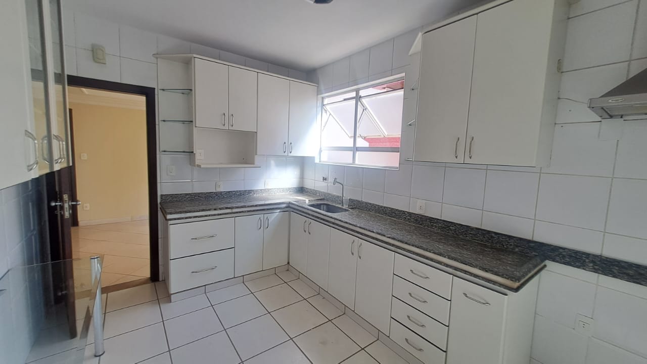 COBERTURA PARA LOCAÇÃO NO BAIRRO BURITIS 5 QUARTOS 2 SUÍTES 4 VAGAS — foto 5