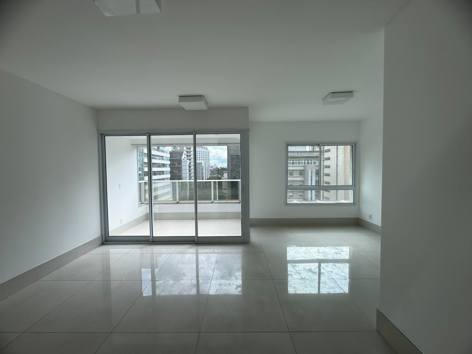 APARTAMENTO PARA LOCAÇÃO NO BAIRRO LOURDES 3 QUARTOS SUITE 2 VAGAS — foto 5
