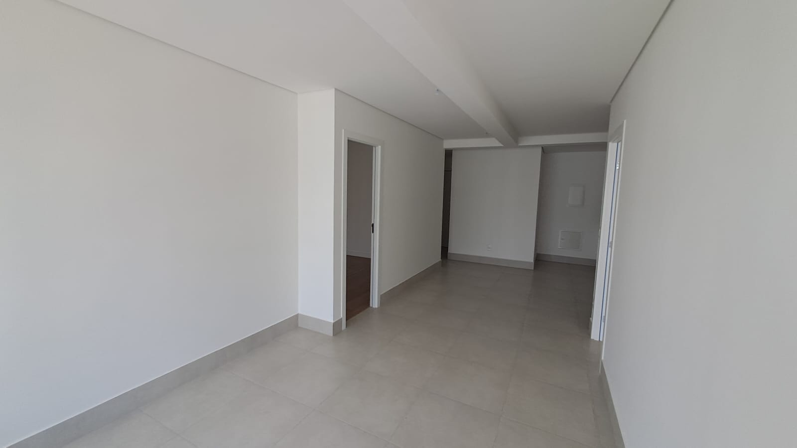 APARTAMENTO PARA LOCAÇÃO NO BAIRRO LOURDES 2 QUARTOS 2 SUÍTES 2 VAGAS COM LAZER — foto 2