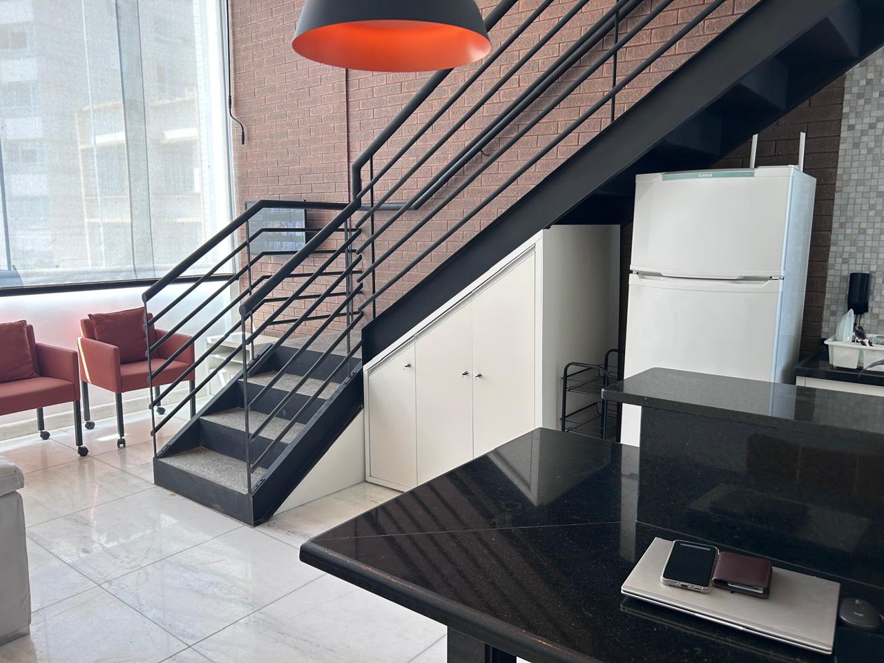 APARTAMENTO DUPLEX MOBILIADO A VENDA CARMO 1 QUARTO 1 SUÍTE 2 VAGAS — foto 2